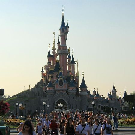 Appartement Wakandais-Proche Disney, Parking & Wifi Μοντεβρέν Εξωτερικό φωτογραφία