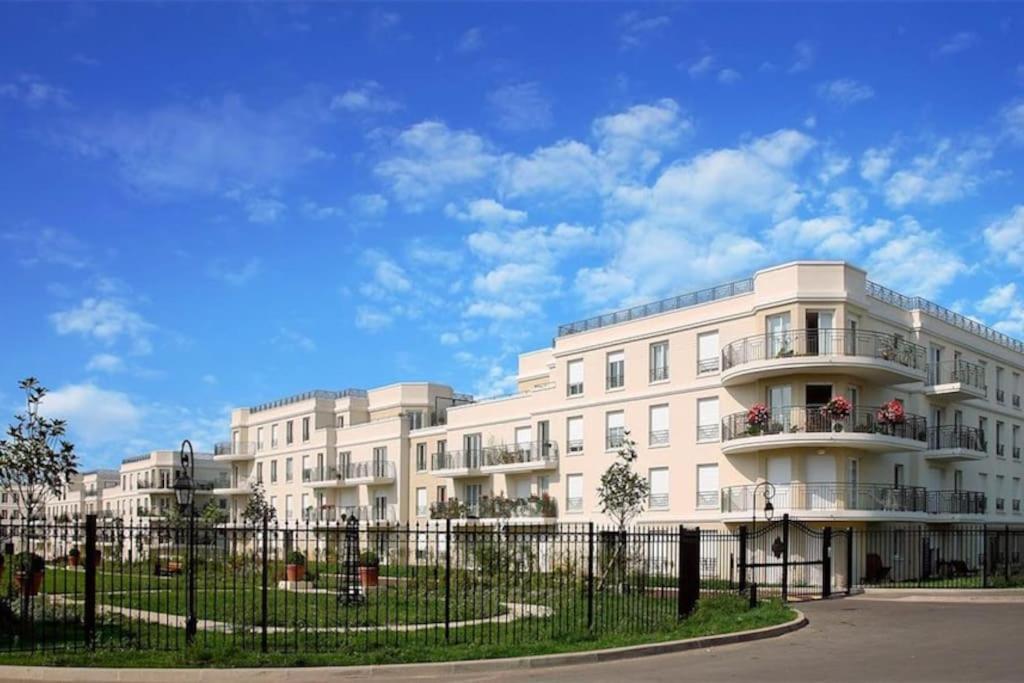 Appartement Wakandais-Proche Disney, Parking & Wifi Μοντεβρέν Εξωτερικό φωτογραφία