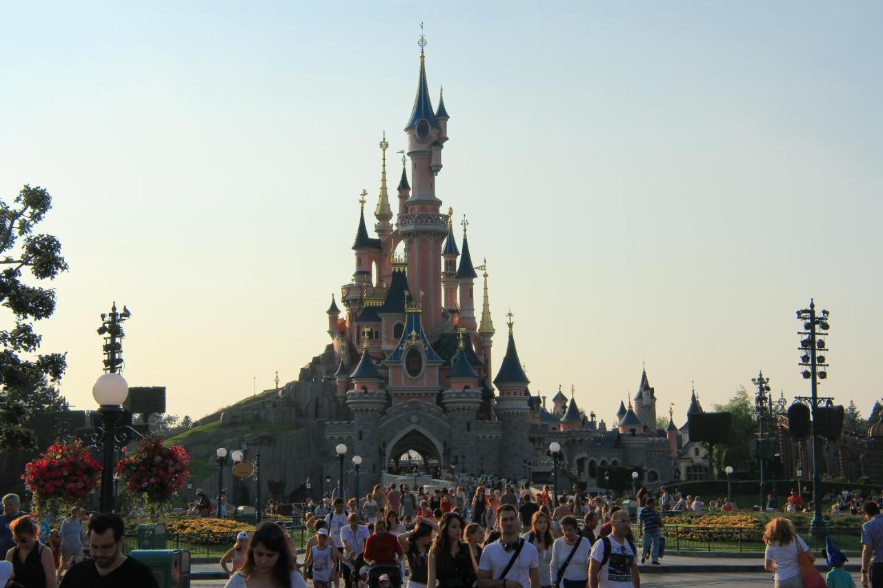 Appartement Wakandais-Proche Disney, Parking & Wifi Μοντεβρέν Εξωτερικό φωτογραφία